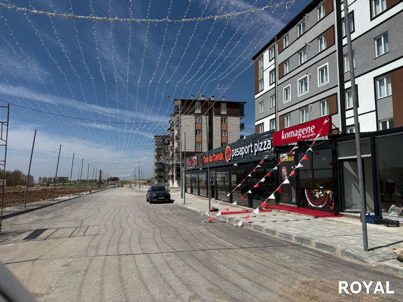 ROYAL'DEN ARAŞTIRMA HASTANESİNE KOMŞU SATILIK 2+1 DAİRE 2.KAT KUZEY-BATI CEPHE !